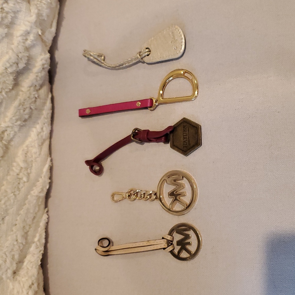 Lot of Bag Charms and Tags (5) - Picture 2 of 10
